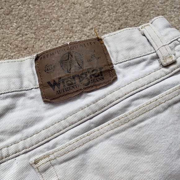 Men’s Wrangler Jean Shorts - Picture 6 of 7